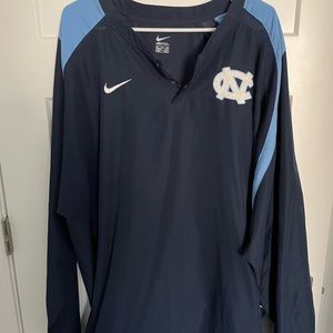 Men Nike dark blue NC pullover